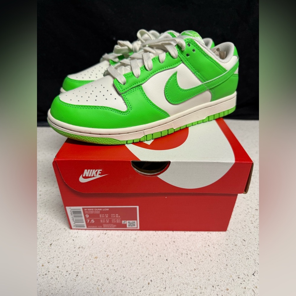 Nike Dunk Low